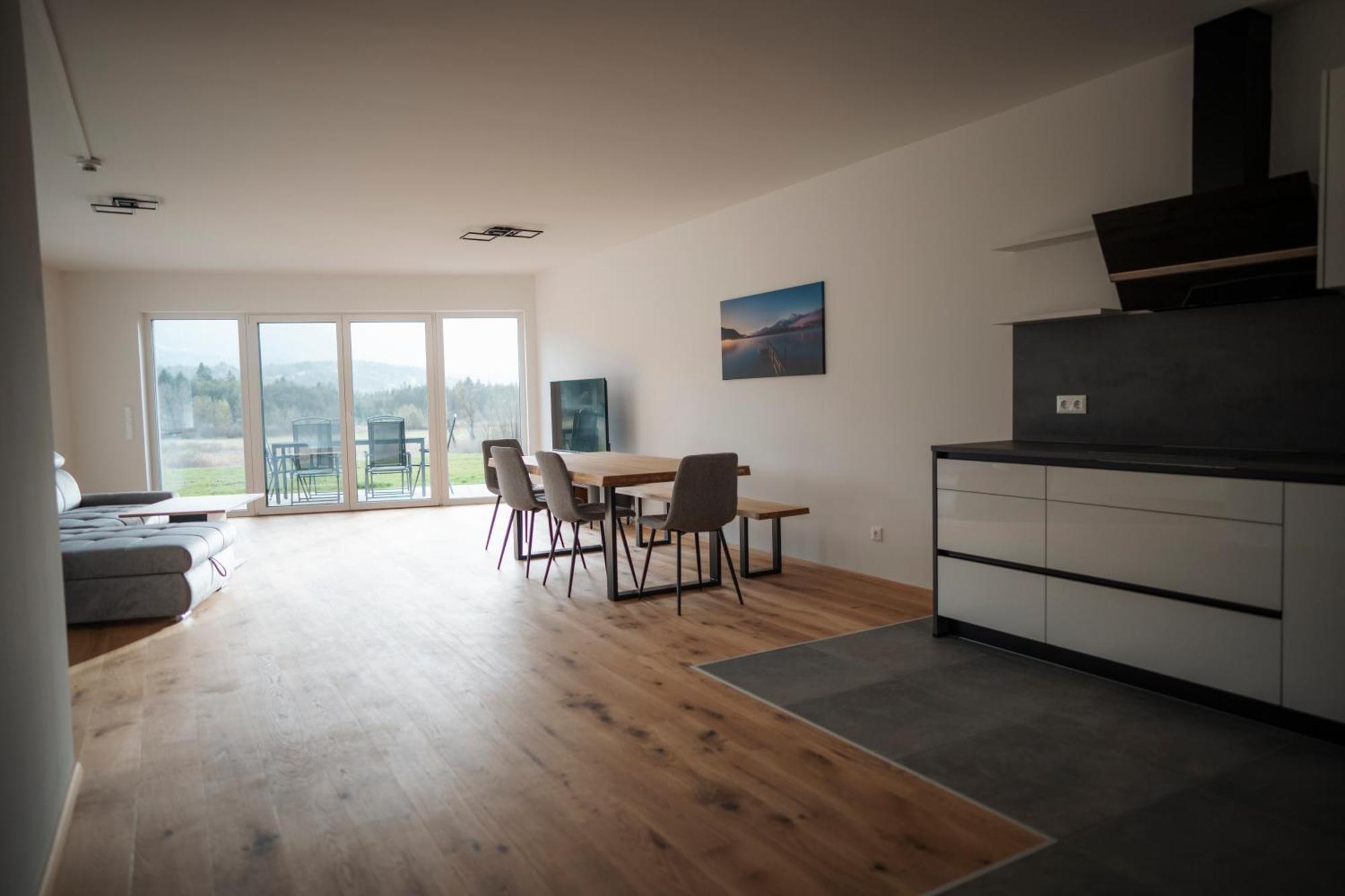 Premium Apartments Monterra Petschnitzen Exterior foto